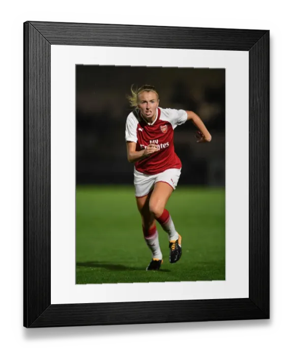 Framed Print : Arsenal's Leah Williamson in Action against Everton Ladies during Pre-Season Friendly Framed Print : Arsenal's Leah Williamson in Action against Everton Ladies during Pre-Season Friendly