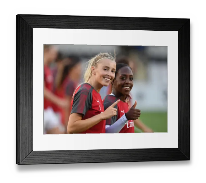 Framed Print : Arsenal Women: Leah Williamson and Danielle Carter Pre-Season Training, Ready for Arsenal Ladies vs. Everton Ladies
