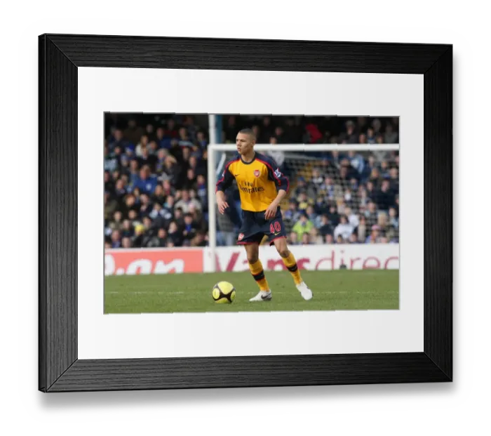 Framed Print : Kieron Gibbs in Action: Arsenal vs Cardiff City, FA Cup 2009