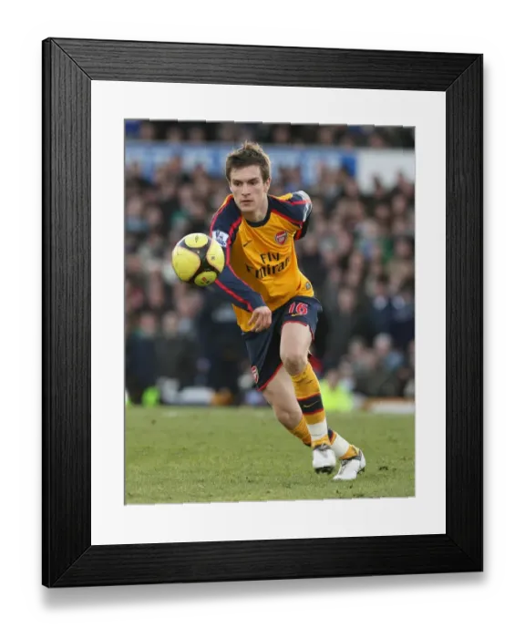 Framed Print : Aaron Ramsey: The FA Cup Battle at Ninian Park, Arsenal vs. Cardiff City (0:0), January 2009