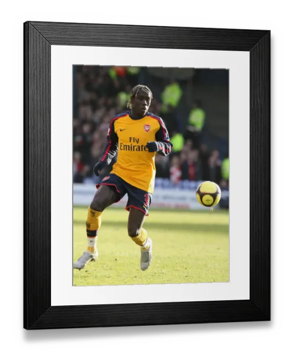Framed Print : Bacary Sagna in Action: Arsenal's Defensive Battle at Cardiff City, FA Cup 2009