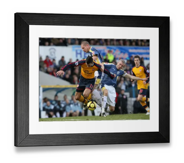 Framed Print : Van Persie Faces Off Against McNaughton and Gyepes in FA Cup Showdown, Arsenal vs. Cardiff, 2009