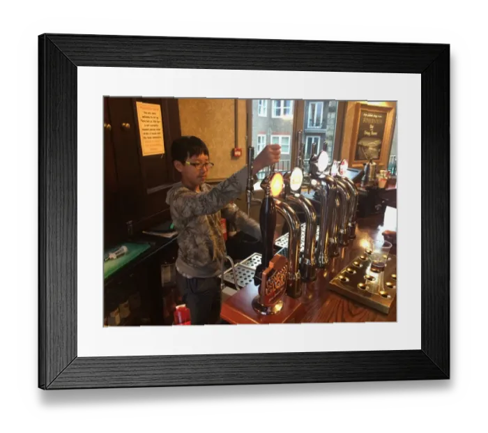 Framed Print : Arsenal Soccer School 2017: Train at Arsenal Football Club's Residential Camp Framed Print : Arsenal Soccer School 2017: Train at Arsenal Football Club's Residential Camp