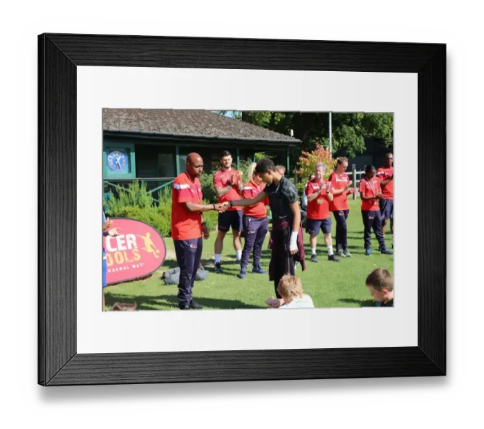 Framed Print : Arsenal Soccer School 2017: Train with Arsenal Pros - Residential Camp Framed Print : Arsenal Soccer School 2017: Train with Arsenal Pros - Residential Camp