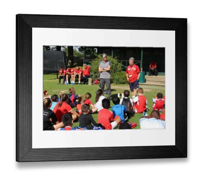 Framed Print : Arsenal Soccer School 2017: Train with Arsenal Pros - Residential Camp Framed Print : Arsenal Soccer School 2017: Train with Arsenal Pros - Residential Camp