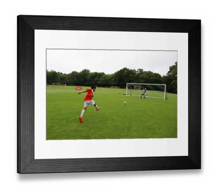 Framed Print : Arsenal Soccer School 2017: Train with Arsenal Football Club - Residential Camp Framed Print : Arsenal Soccer School 2017: Train with Arsenal Football Club - Residential Camp
