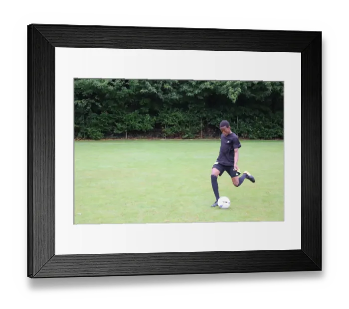 Framed Print : Arsenal Soccer School 2017: Train with Arsenal FC - Residential Camp Framed Print : Arsenal Soccer School 2017: Train with Arsenal FC - Residential Camp