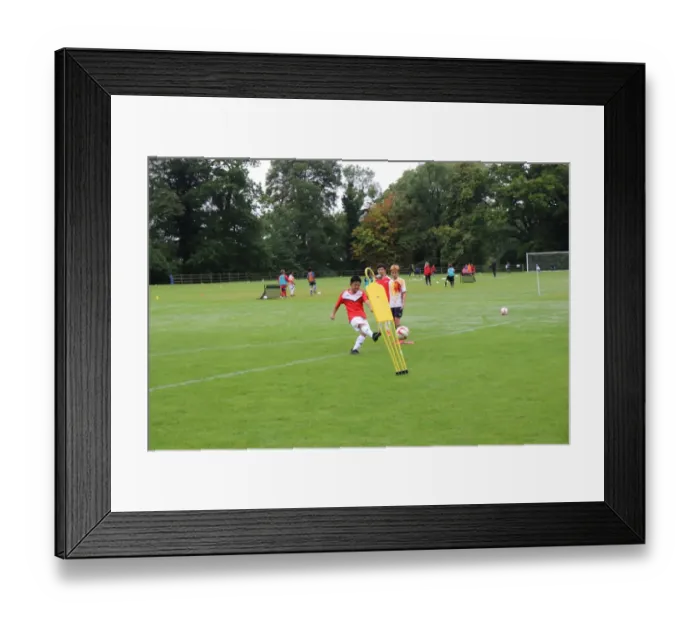 Framed Print : Arsenal Soccer School 2017: Train like a Pro with Arsenal FC Framed Print : Arsenal Soccer School 2017: Train like a Pro with Arsenal FC