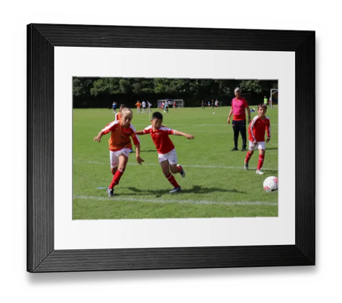 Framed Print : Arsenal Soccer School 2017: Train with Arsenal FC - Residential Camp Framed Print : Arsenal Soccer School 2017: Train with Arsenal FC - Residential Camp