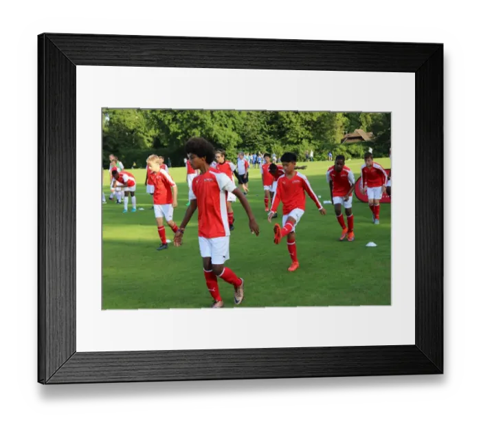 Framed Print : Arsenal Soccer School 2017: Train at Arsenal Football Club's Residential Camp Framed Print : Arsenal Soccer School 2017: Train at Arsenal Football Club's Residential Camp
