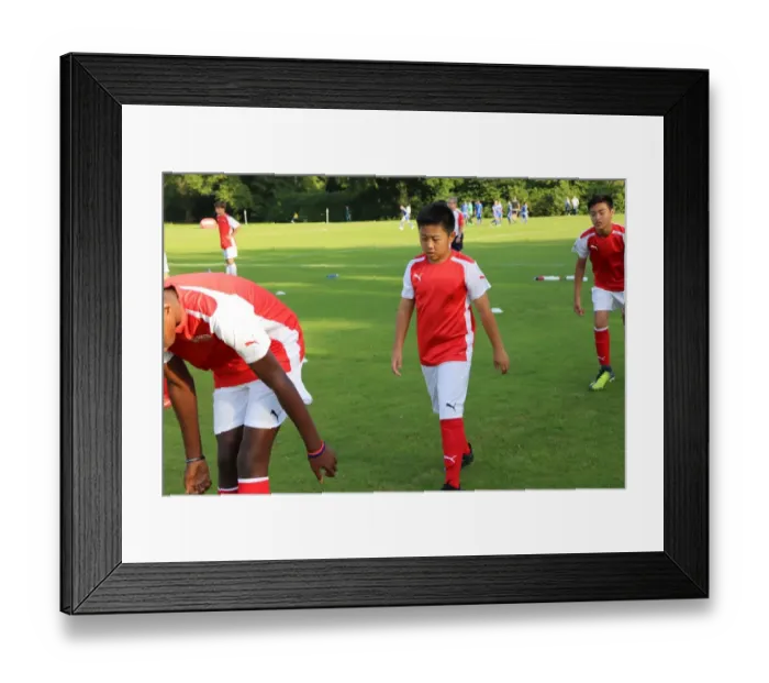 Framed Print : Arsenal Soccer School 2017: Train at Arsenal Football Club's Residential Camp Framed Print : Arsenal Soccer School 2017: Train at Arsenal Football Club's Residential Camp