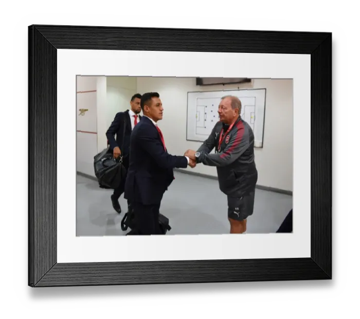 Framed Print : Arsenal's Alexis Sanchez and Vic Akers in the Changing Room Before Arsenal v AFC Bournemouth, 2017-18