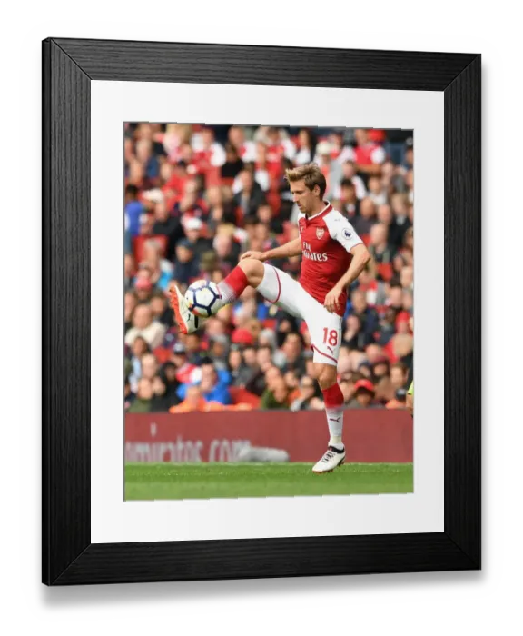 Framed Print : Nacho Monreal in Action: Arsenal vs AFC Bournemouth, Premier League 2017-18
