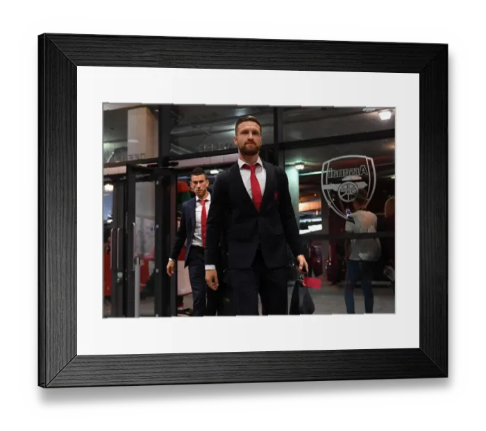 Framed Print : Shkodran Mustafi (Arsenal). Arsenal 3: 0 AFC Bournemouth. Premier League. Emirates Stadium Framed Print : Shkodran Mustafi (Arsenal). Arsenal 3: 0 AFC Bournemouth. Premier League. Emirates Stadium