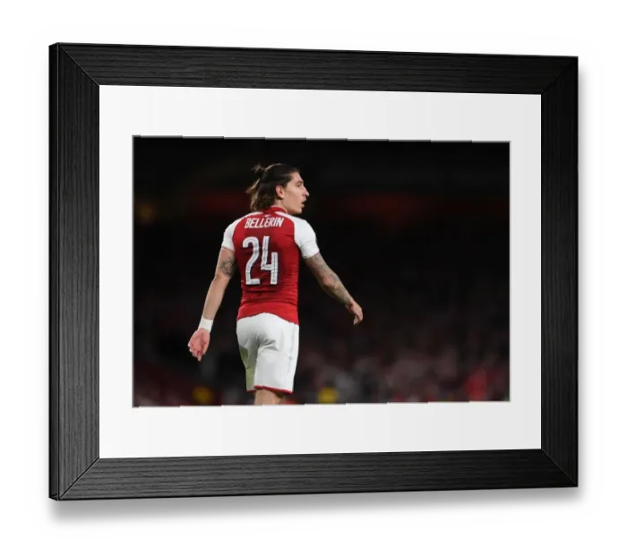 Framed Print : Hector Bellerin in Action: Arsenal vs. 1. FC Koeln, Europa League 2017-18