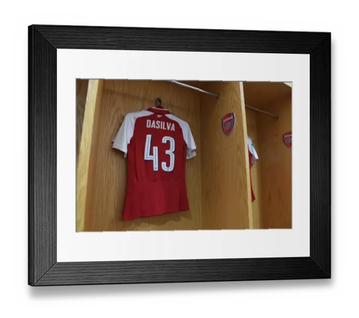 Framed Print : Arsenal's Josh Dasilva Prepares for Doncaster Cup Clash Framed Print : Arsenal's Josh Dasilva Prepares for Doncaster Cup Clash