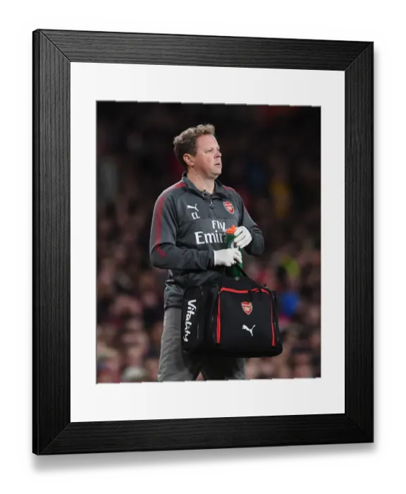 Framed Print : Arsenal physio Colin Lewin. Arsenal 1: 0 Doncaster Framed Print : Arsenal physio Colin Lewin. Arsenal 1: 0 Doncaster