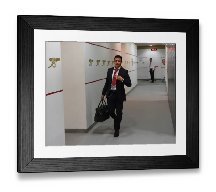 Framed Print : Arsenal v West Bromwich Albion - Premier League Framed Print : Arsenal v West Bromwich Albion - Premier League