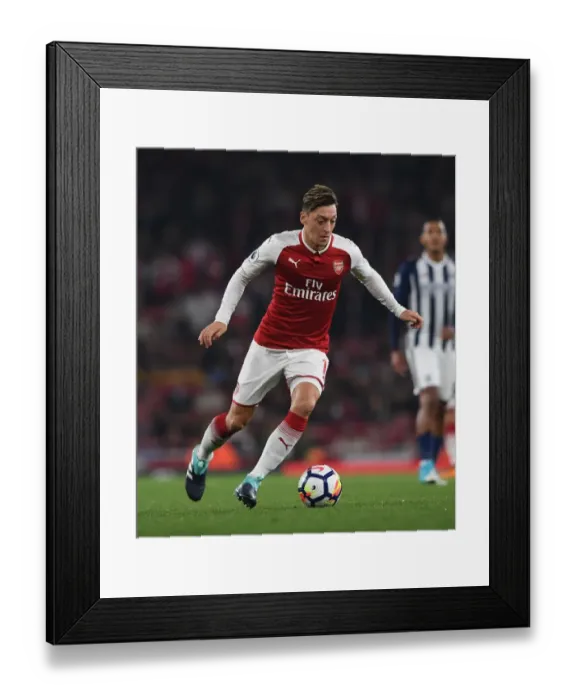Framed Print : Mesut Ozil: In Action for Arsenal vs. West Bromwich Albion, Premier League 2017-18