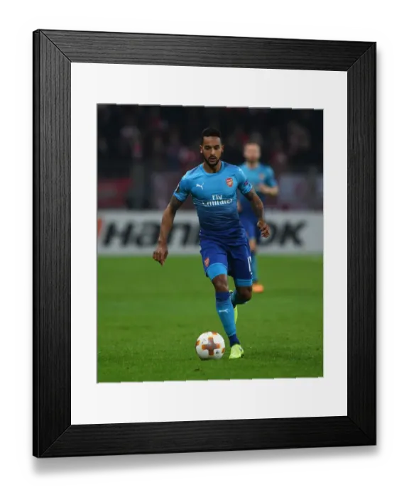 Framed Print : Theo Walcott in Action: Arsenal vs. BATE Borisov, UEFA Europa League 2017-18 Framed Print : Theo Walcott in Action: Arsenal vs. BATE Borisov, UEFA Europa League 2017-18