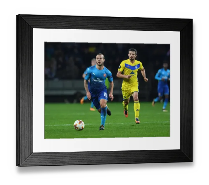 Framed Print : Jack Wilshere in Action: Arsenal vs. FC BATE Borisov, UEFA Europa League 2017-18 Framed Print : Jack Wilshere in Action: Arsenal vs. FC BATE Borisov, UEFA Europa League 2017-18