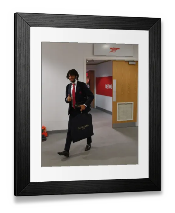Framed Print : Arsenal v Brighton and Hove Albion - Premier League