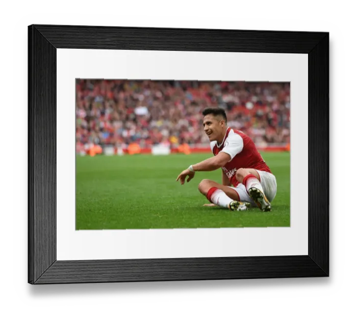 Framed Print : Alexis Sanchez in Action: Arsenal vs Brighton & Hove Albion, Premier League 2017-18