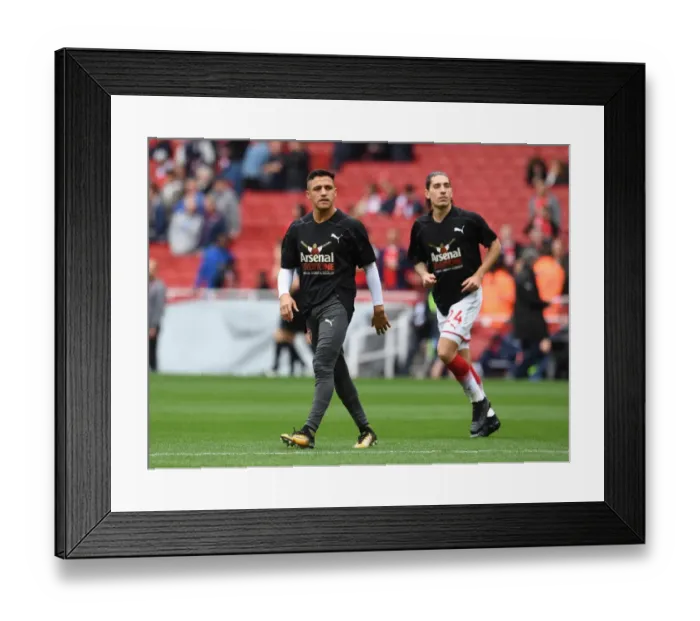 Framed Print : Alexis Sanchez (Arsenal). Arsenal 2: 0 Brighton & Hove Albion Framed Print : Alexis Sanchez (Arsenal). Arsenal 2: 0 Brighton & Hove Albion