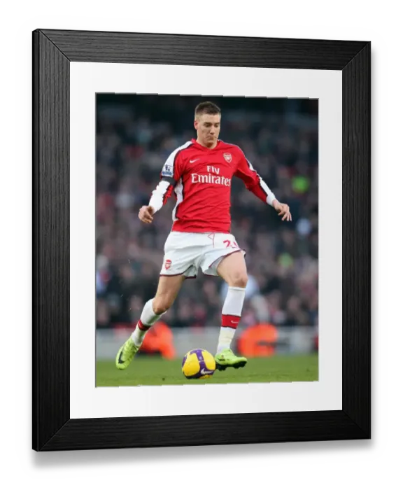 Framed Print : Arsenal's Nicklas Bendtner in Action against West Ham United - Barclays Premier League, Emirates Stadium (31 / 01 / 09)