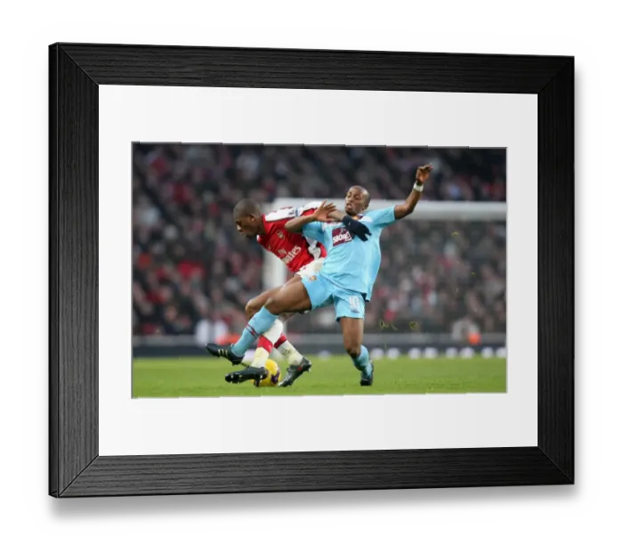 Framed Print : Midfield Showdown: Arsenal vs. West Ham, Diaby vs. Nsereko - A Scoreless Battle in the Barclays Premier League (January 2009) Framed Print : Midfield Showdown: Arsenal vs. West Ham, Diaby vs. Nsereko - A Scoreless Battle in the Barclays Premier League (January 2009)