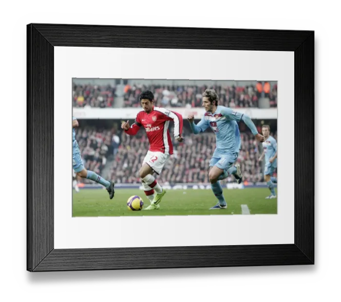 Framed Print : Carls Vela (Arsenal) Valon Behrami (West Ham) Framed Print : Carls Vela (Arsenal) Valon Behrami (West Ham)