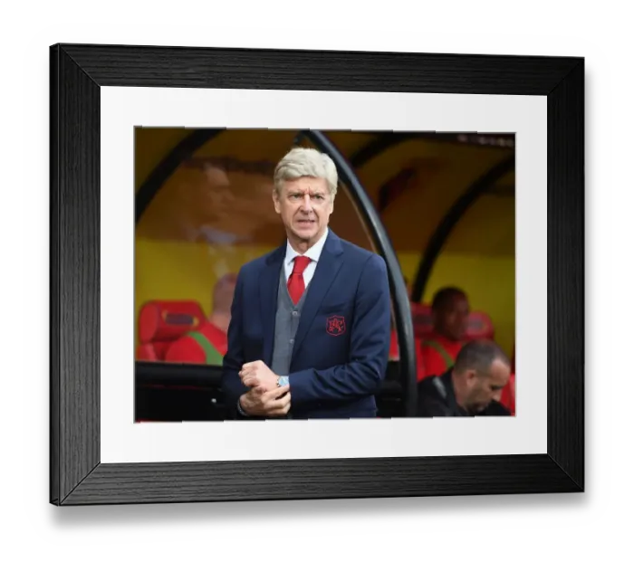 Framed Print : Arsene Wenger: Pre-Match Focus at Watford (2017-18)