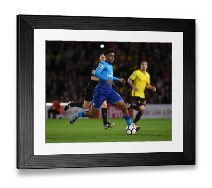 Framed Print : Alex Iwobi in Action: Arsenal vs. Watford, Premier League 2017-18
