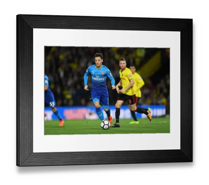 Framed Print : Mesut Ozil in Action: Arsenal vs. Watford, Premier League 2017-18 Framed Print : Mesut Ozil in Action: Arsenal vs. Watford, Premier League 2017-18