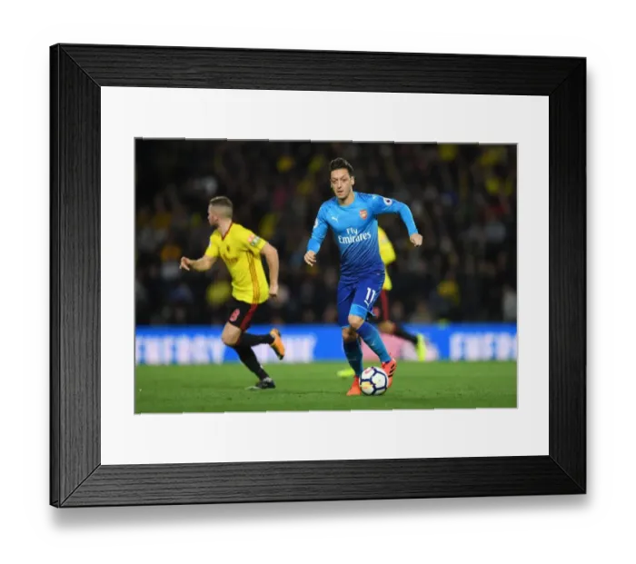 Framed Print : Mesut Ozil in Action: Arsenal vs. Watford, Premier League 2017-18 Framed Print : Mesut Ozil in Action: Arsenal vs. Watford, Premier League 2017-18