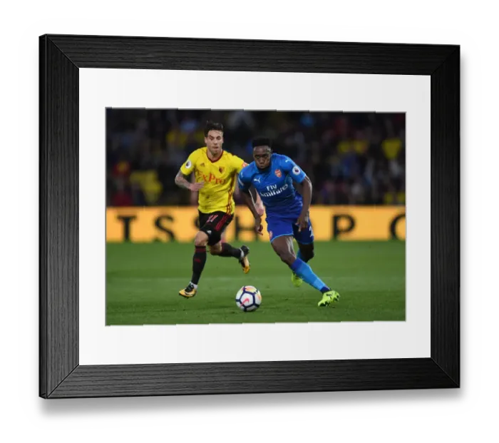 Framed Print : Welbeck vs. Femenia: A Premier League Showdown - Arsenal vs. Watford (2017-18)