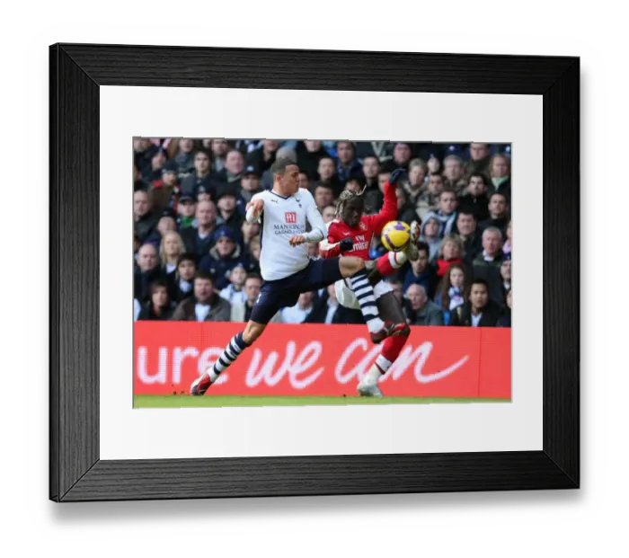 Framed Print : Bary Sagna (Arsenal) Jermaine Jenas (Tottenham)