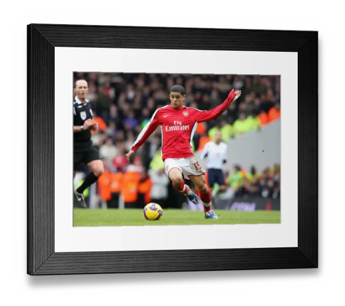 Framed Print : Denilson's Defensive Battle: Arsenal Holds Tottenham Scoreless at White Hart Lane, Barclays Premier League, 2009