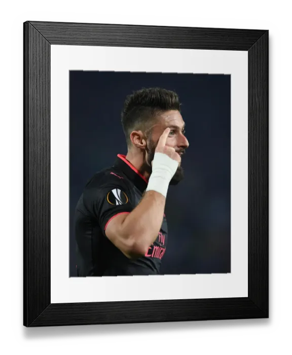 Framed Print : Olivier Giroud: Arsenal's Europa League Threat in Belgrade Framed Print : Olivier Giroud: Arsenal's Europa League Threat in Belgrade
