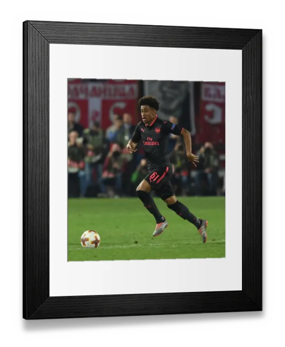 Framed Print : Reiss Nelson: In Action for Arsenal against Red Star Belgrade, Europa League 2017-18 Framed Print : Reiss Nelson: In Action for Arsenal against Red Star Belgrade, Europa League 2017-18