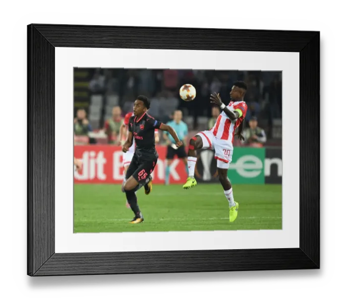 Framed Print : Joe Willock Breaks Past Mitchell Donald: Crvena Zvezda vs. Arsenal, UEFA Europa League 2017-18