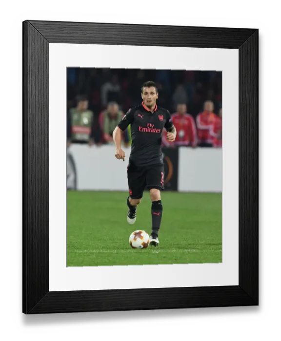 Framed Print : Mathieu Debuchy: In Action for Arsenal against Red Star Belgrade, Europa League 2017-18 Framed Print : Mathieu Debuchy: In Action for Arsenal against Red Star Belgrade, Europa League 2017-18