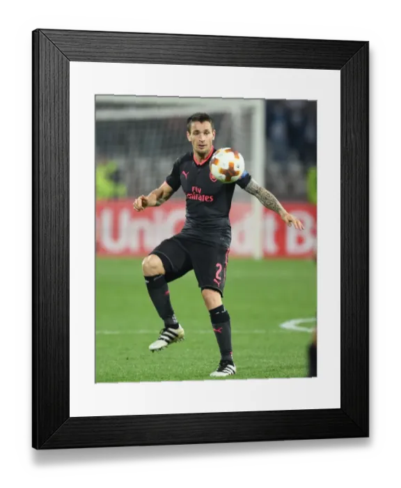 Framed Print : Mathieu Debuchy in Action: Arsenal vs. Red Star Belgrade, Europa League 2017-18 Framed Print : Mathieu Debuchy in Action: Arsenal vs. Red Star Belgrade, Europa League 2017-18