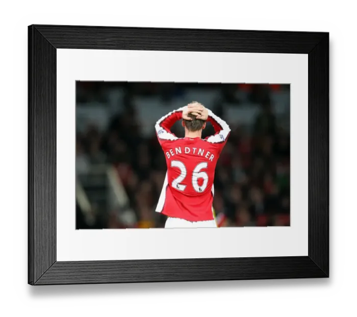 Framed Print : Arsenal's Nicklas Bendtner Scores in 4-0 FA Cup Victory over Cardiff City at Emirates Stadium (May 16, 2009)