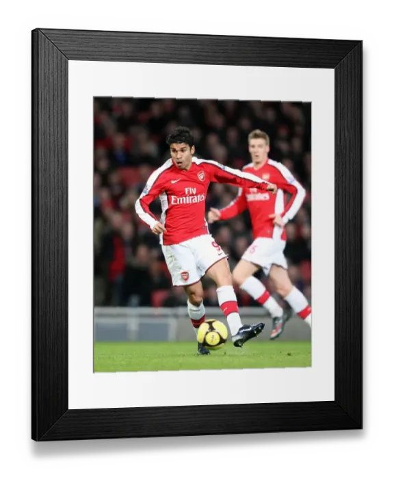 Framed Print : Arsenal's Eduardo Scores Brace in 4-0 FA Cup Victory over Cardiff City (May 16, 2009)