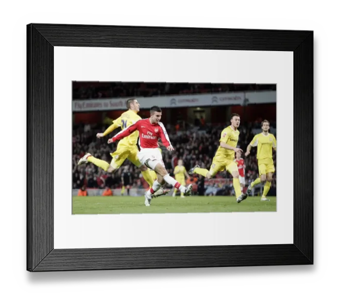 Framed Print : Robin van Persie's Thrilling 4th Goal: Arsenal's 4-0 FA Cup Victory Framed Print : Robin van Persie's Thrilling 4th Goal: Arsenal's 4-0 FA Cup Victory