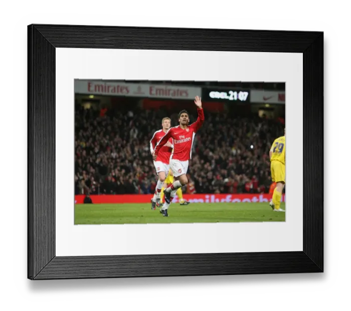 Framed Print : Eduardo's Hat-Trick: Arsenal's 4-0 FA Cup Victory Over Cardiff City