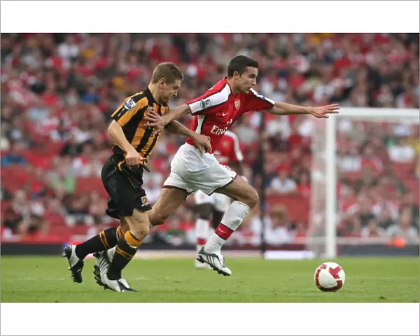 Robin van Persie (Arsenal) Andy Dawson (Hull)