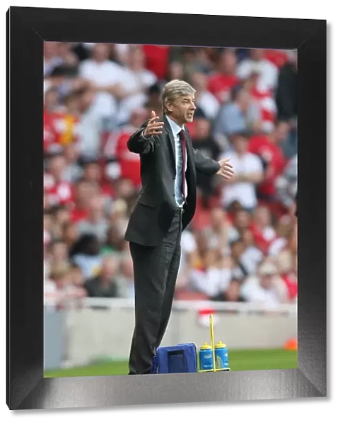 Arsene Wenger: Arsenal Manager Faces Defeat Against Hull City in Barclays Premier League, Emirates Stadium, 27 / 9 / 08