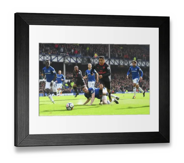 Framed Print : Alexis Sanchez Outsmarts Michael Keane: Arsenal's Premier League Masterclass over Everton (October 2017)